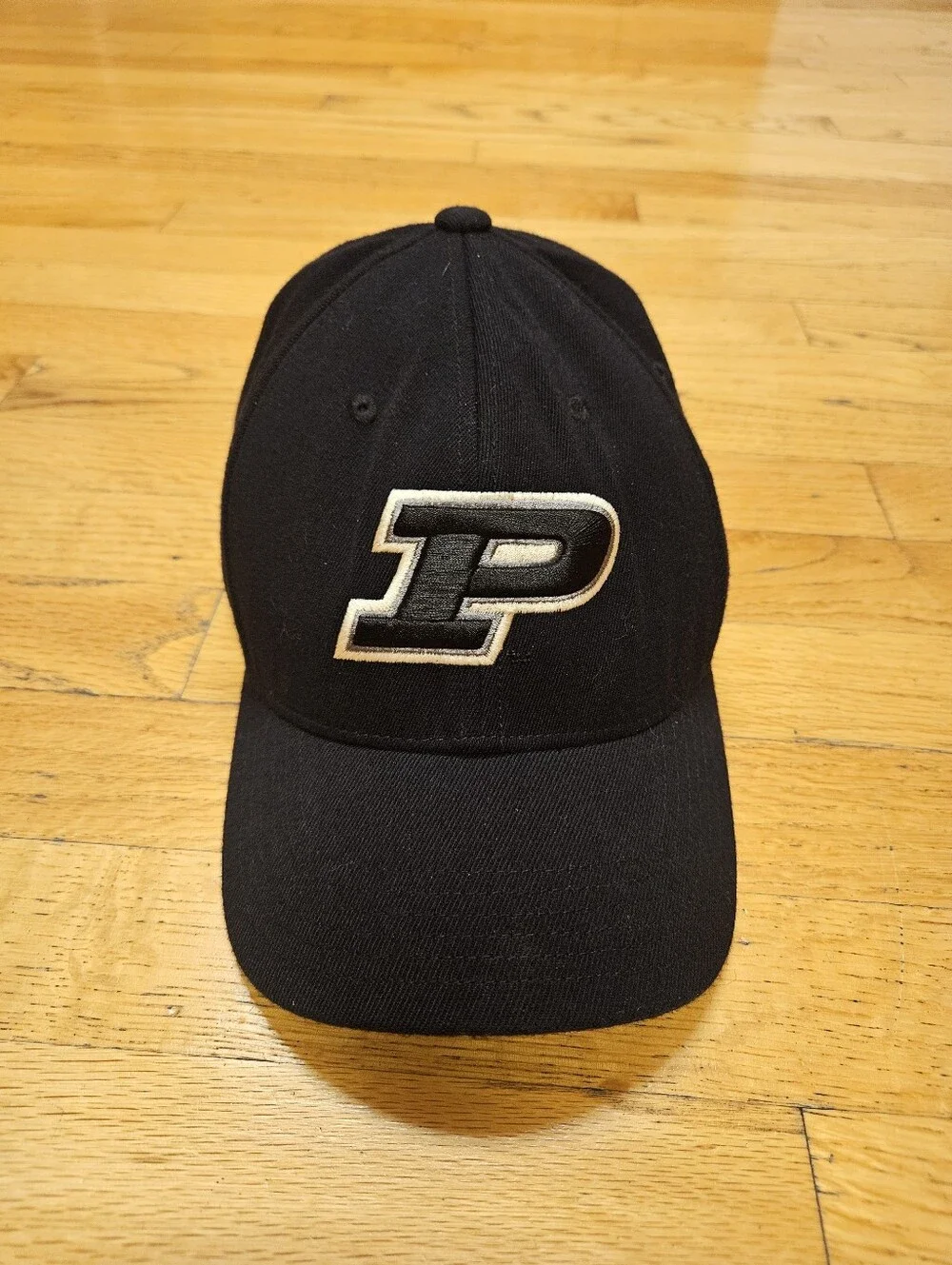 Purdue Top Of The World Black Baseball Hat Size L/XL